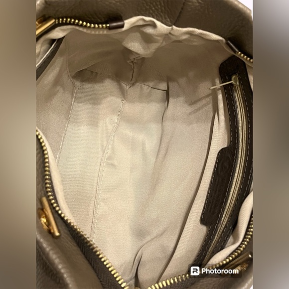 Valentina Made in Italy Genuine buttery soft leather bag/crossbody🔥 - Picture 6 of 16